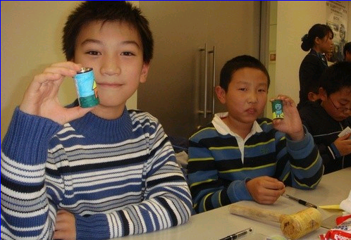 手工电池从娃娃抓起 松下展厅全民环保