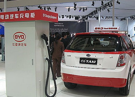 德国戴姆勒集团新车将搭载由比亚迪研发投产的铁电池